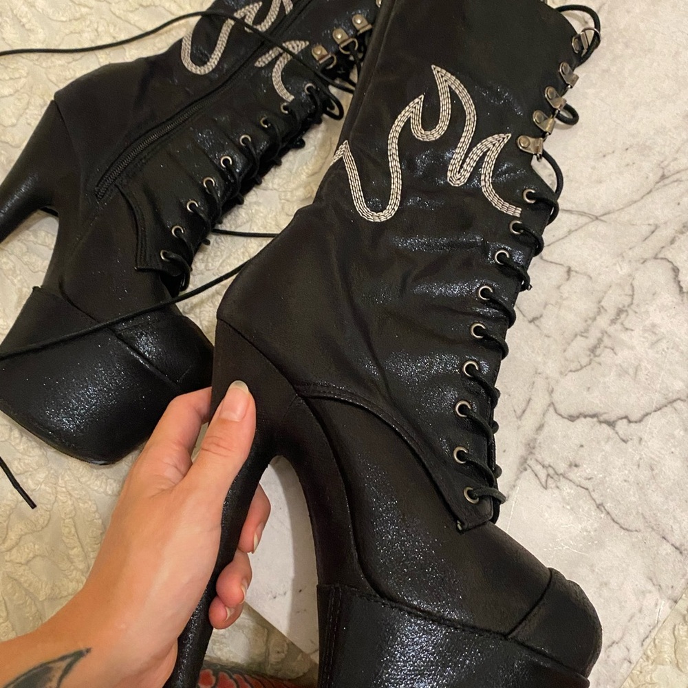 Hella heels black flame